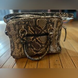 jessica simpson purse crossbody tote leather Medium Size Snake Print